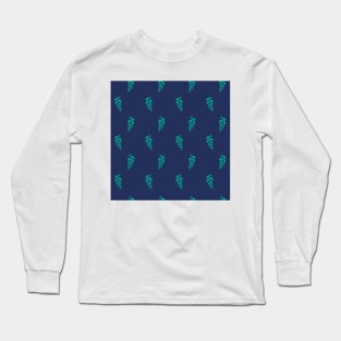 Leaf string repeat pattern, turquoise leaves in blue background Long Sleeve T-Shirt